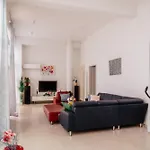 Villeni Panorama Oktonia Apartment *